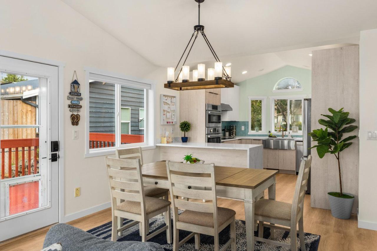 @ Marbella Lane - Wave House, Your Oceanfront Retreat! أوك هاربور المظهر الخارجي الصورة